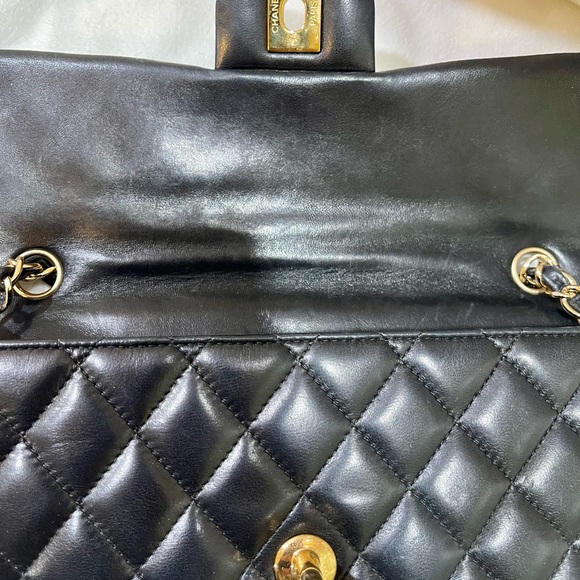 ❌SOLD❌💯Authentic Chanel East West Flap Bag - Picture 8 of 13